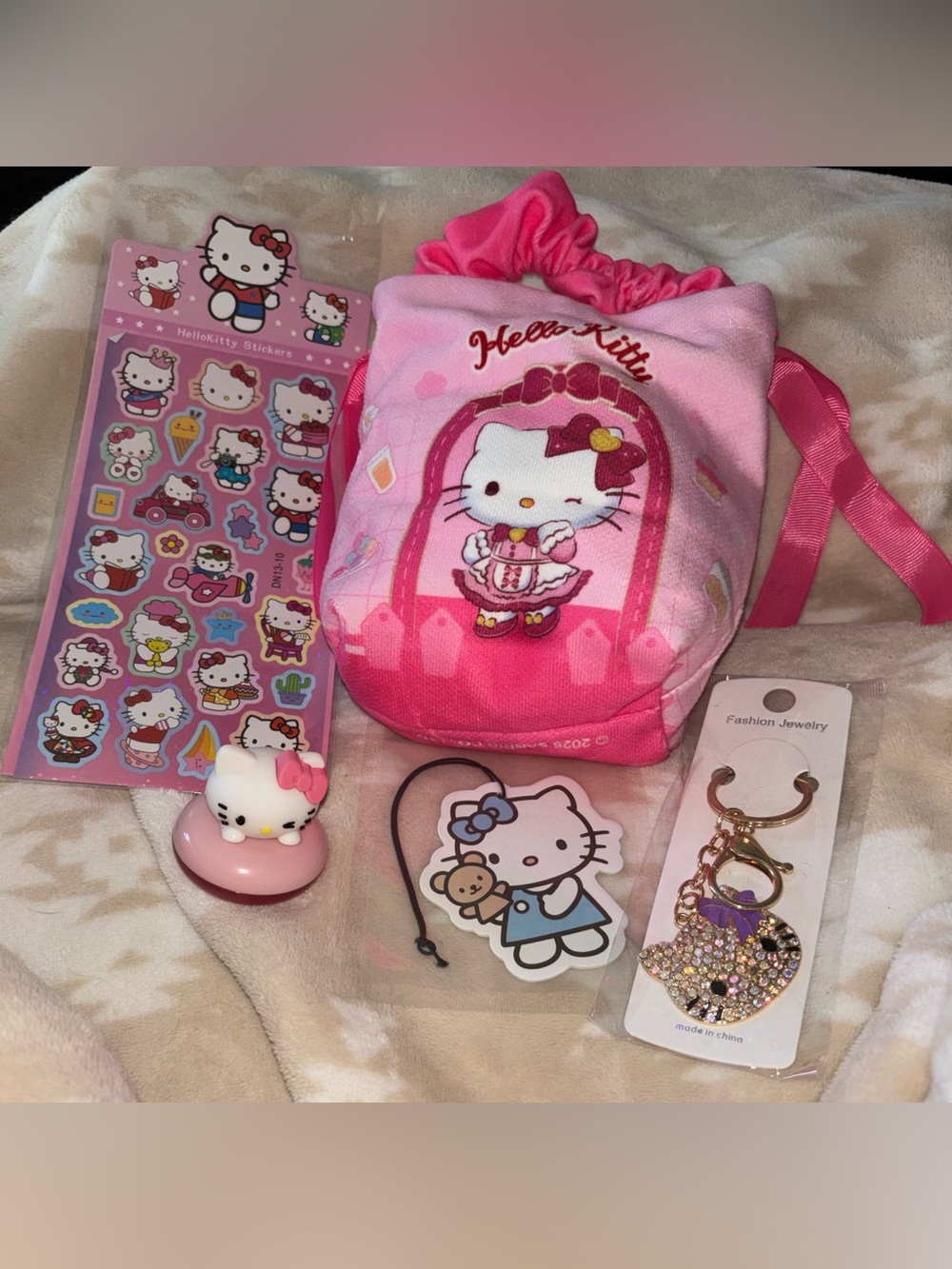Hello Kitty bundle